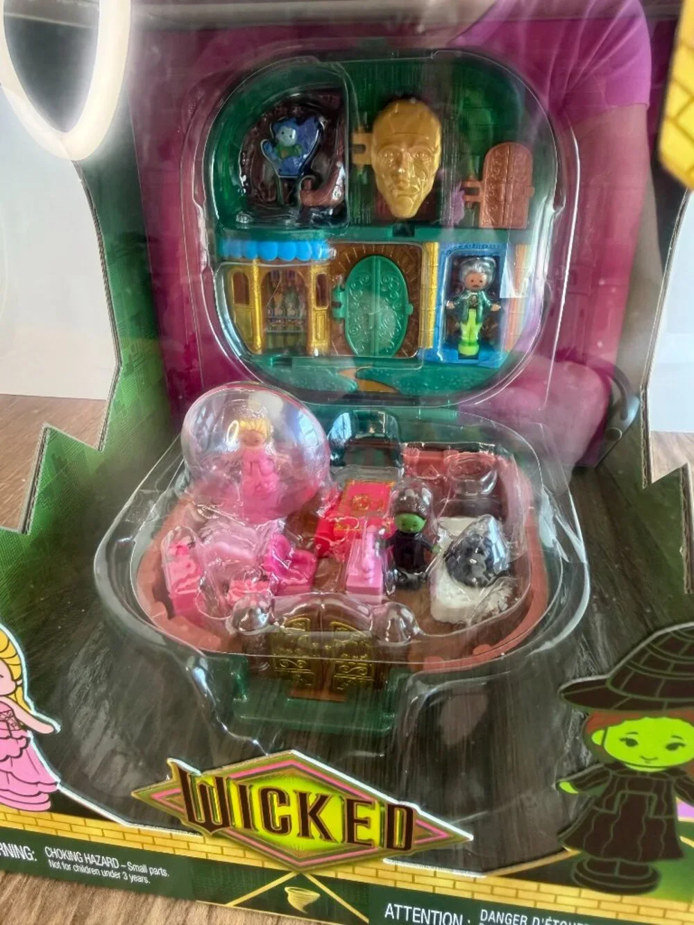Wicked Polly Pocket - Limited Edition Collectible
